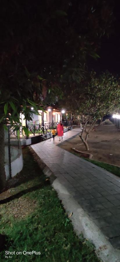 Agralam Cottages @Raghunandan Resort Nashik Bagian luar foto